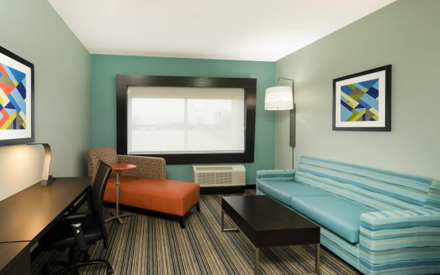 Holiday Inn Express & Suites Greenville SE - Simpsonville, an IHG Hotel