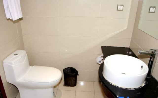 Dingyuan Business Hotel