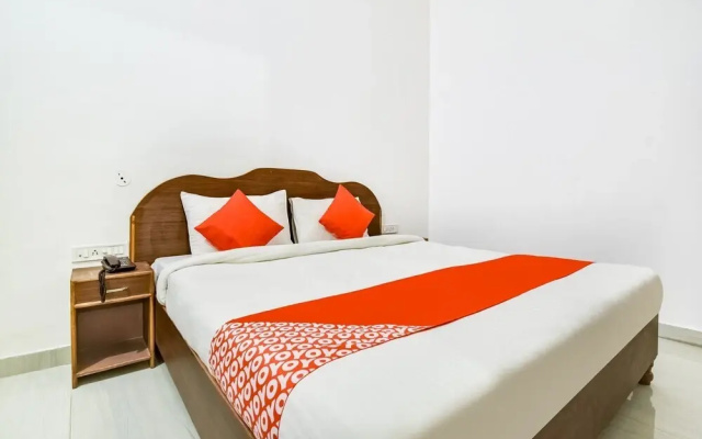 Chelsea Palace BY OYO Rooms
