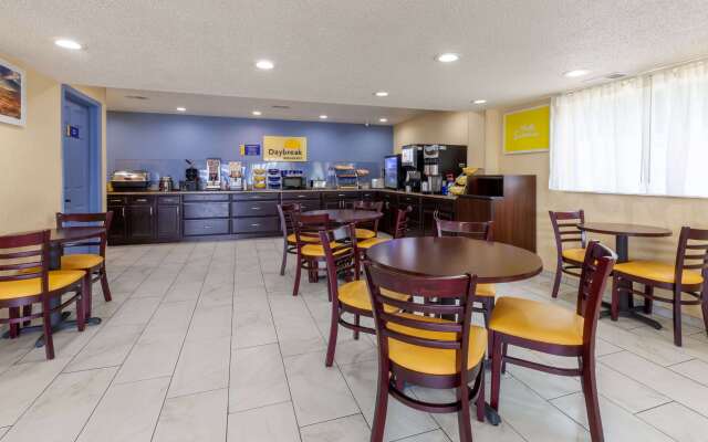 Travelodge By Wyndham Charles Town/Harpers Ferry