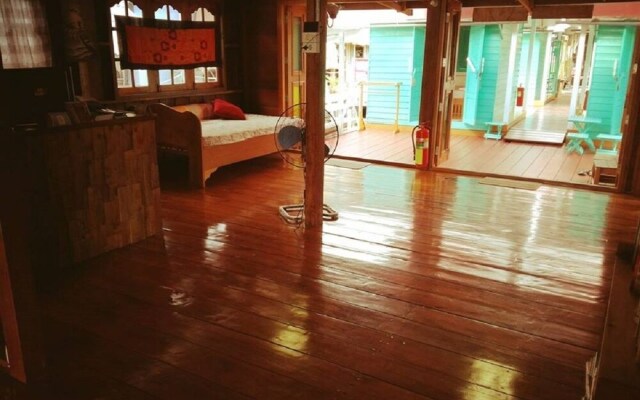 Bangbao Paradise Homestay