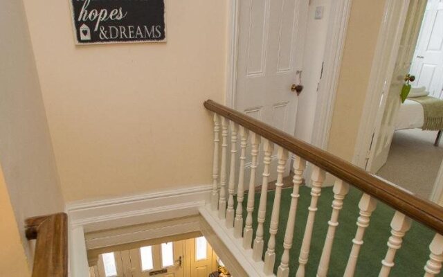 Studios At Glenthorne