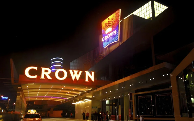 Mega Style Apartments The International