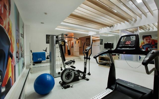 Gallery Residence & Hotel