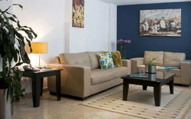 Suites Berna 12