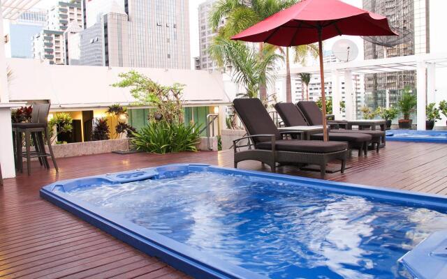 FuramaXclusive Asoke Hotel