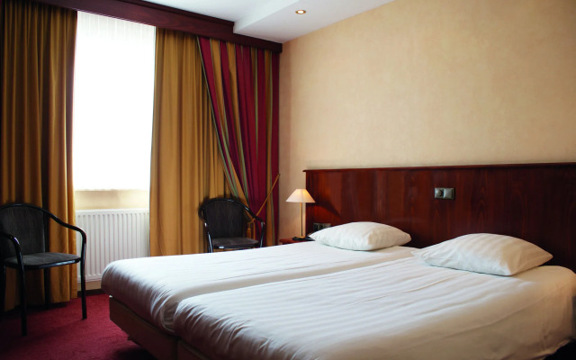 Fletcher Hotel-Restaurant Rooland