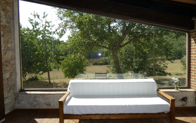 SCAPPO IN UMBRIA,Casale Vallenea