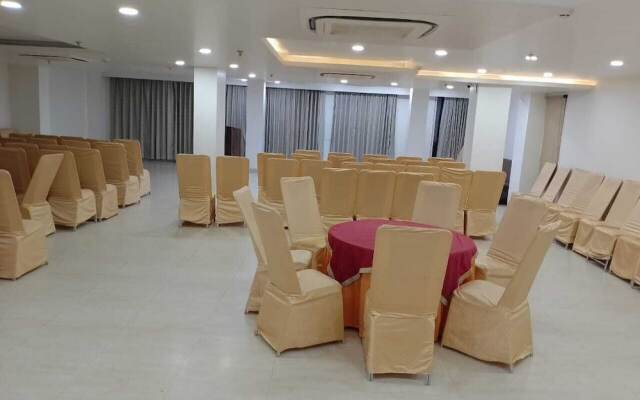 The Palm Hotel & Restaurant