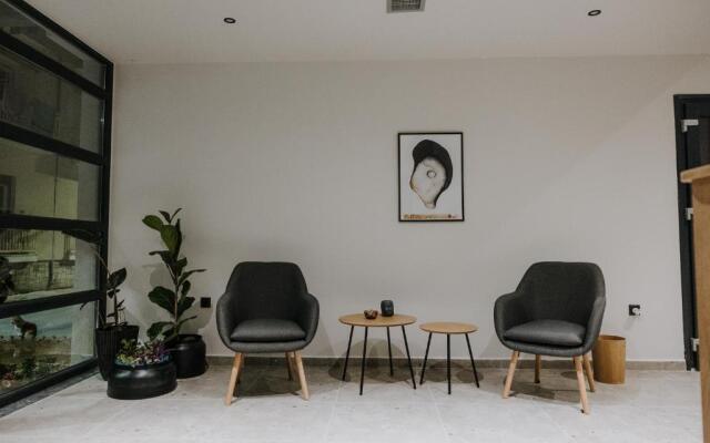 Pearl Apartel A1