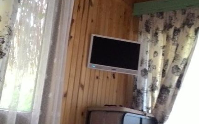 Azra's Bungalow Houses