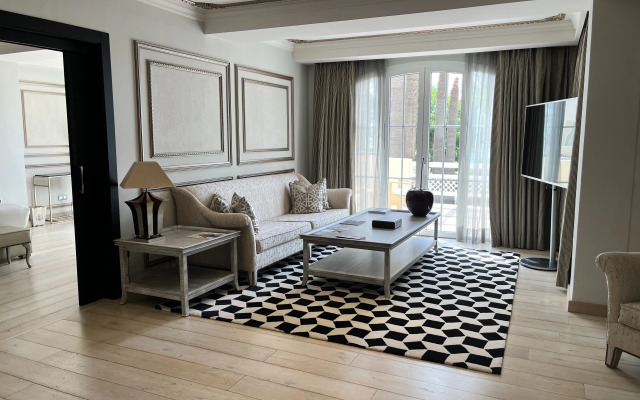 Las Dunas Grand Luxury Hotel