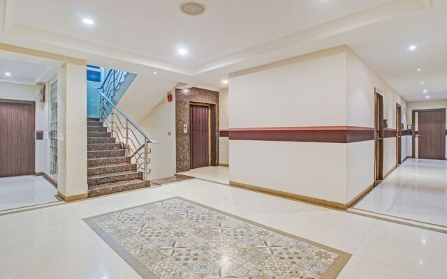 Fabhotel Arastu Plaza