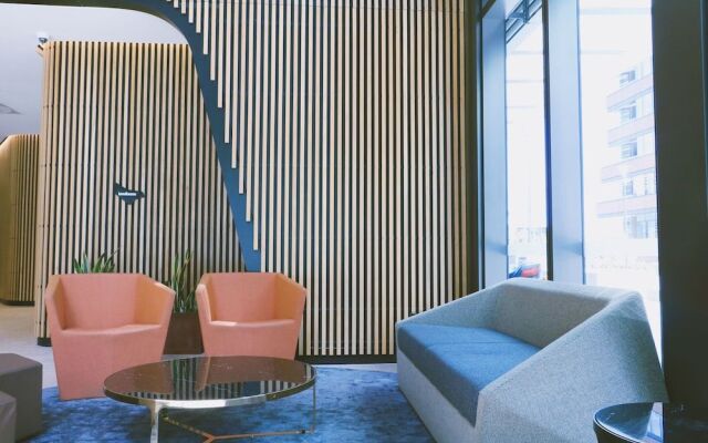 HFN Waterside Melbourne Apartment