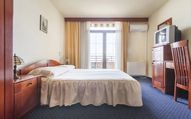 Hotel Miramare Njivice