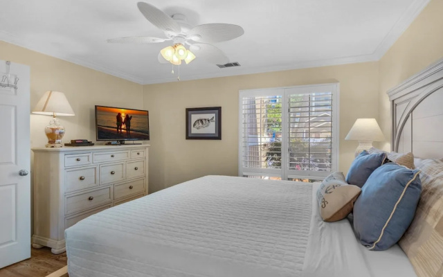 Seascape Lakefront Villas 189- Don't Worry, Beach Happy