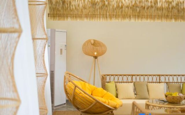 Hui Orient Inn spikelet bed