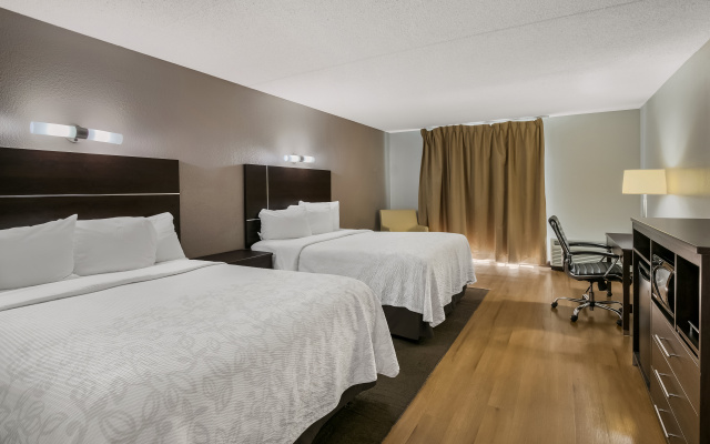 Red Roof Inn PLUS+ & Suites Knoxville West-Cedar Bluff