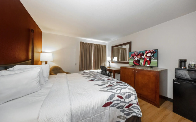 Red Roof Inn & Suites Biloxi - Ocean Springs