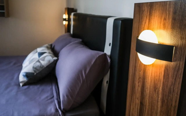 Step In Lodge - Hostel