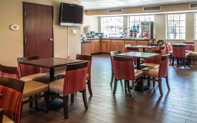 Spark by Hilton Round Rock
