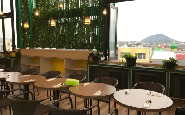 Hotel Alodia Powered by Archipelago