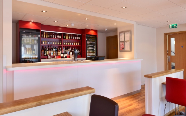 Travelodge London Raynes Park