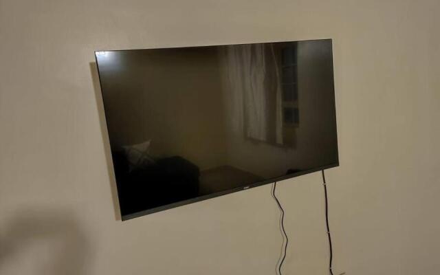 EDDY'S Serviced one bedroom apartment ,