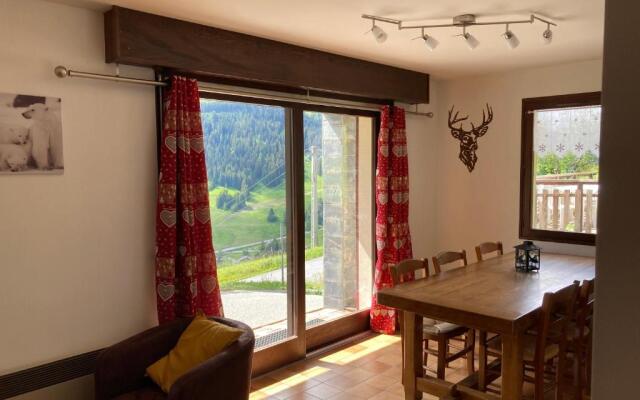 Demi Chalet Le LACHAT