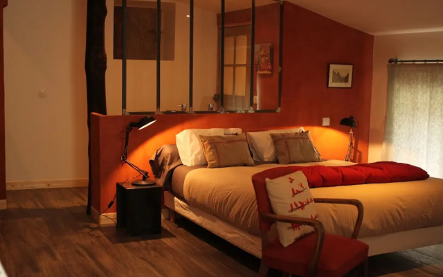 La Demeure Des Maitres