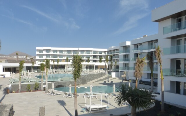 Hotel Lava Beach