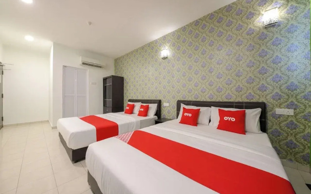 OYO 89497 Dream Nur Hotel