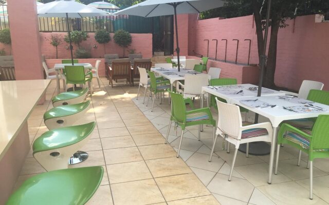 Glenalmond Hotel Sandton