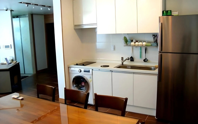 Cube Guesthouse