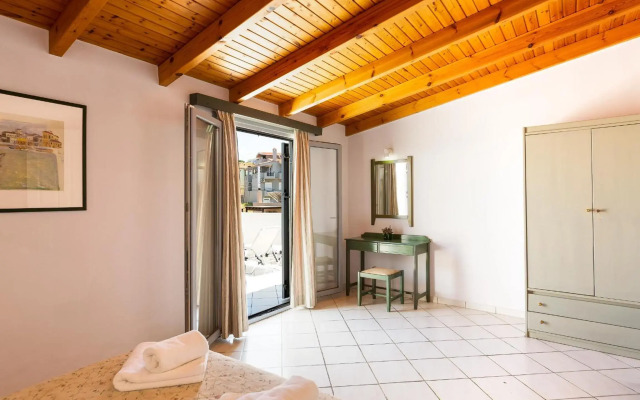 Philoxenia Apartments