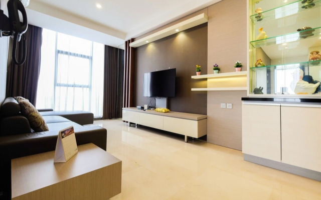 Modern Elegant Design L'Avenue Apartment