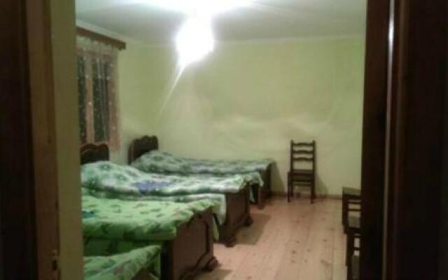 Tonchi Guest house