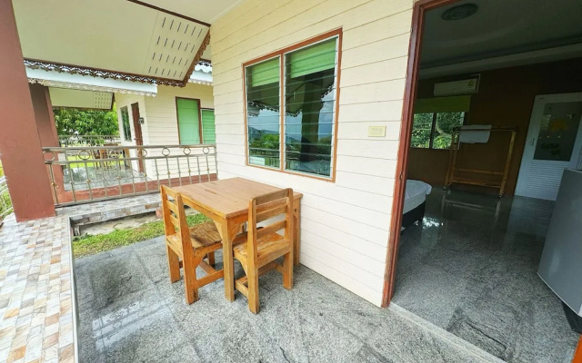 OYO 75497 Uncle Odd Talay View Resort