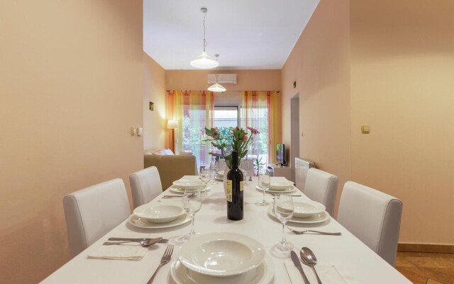 Amazing Apartment in Vinkuran With 2 Bedrooms