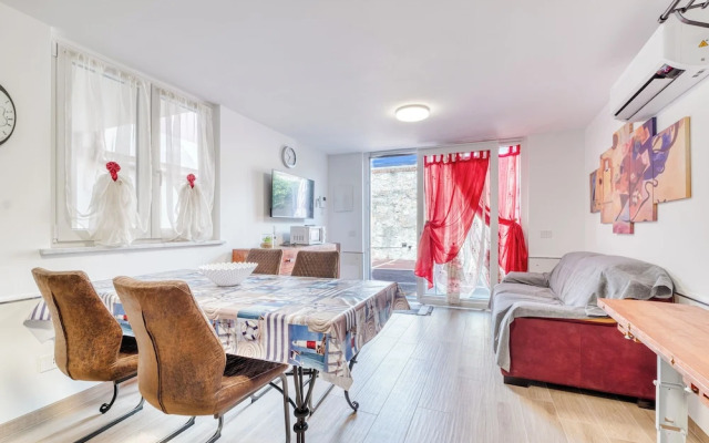 Merlo D - town center & private parking