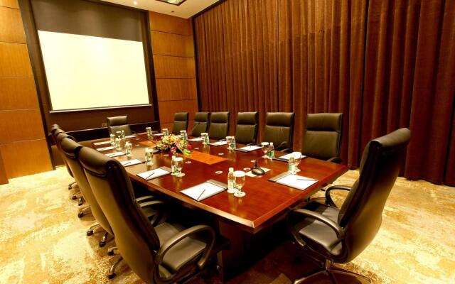 Chengdu Celebrity Upper Class Hotel