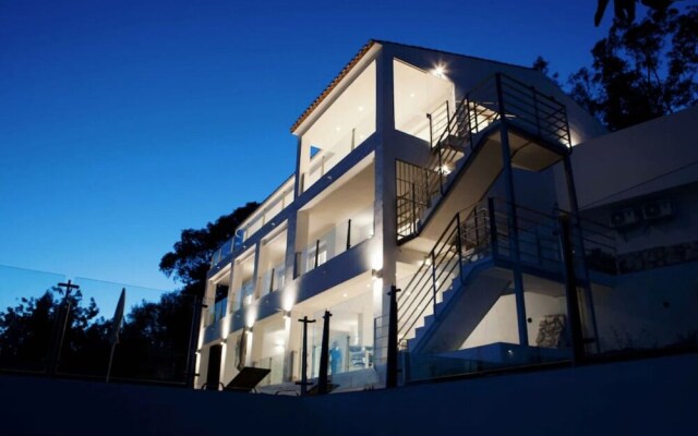Luxury villa with heated pool