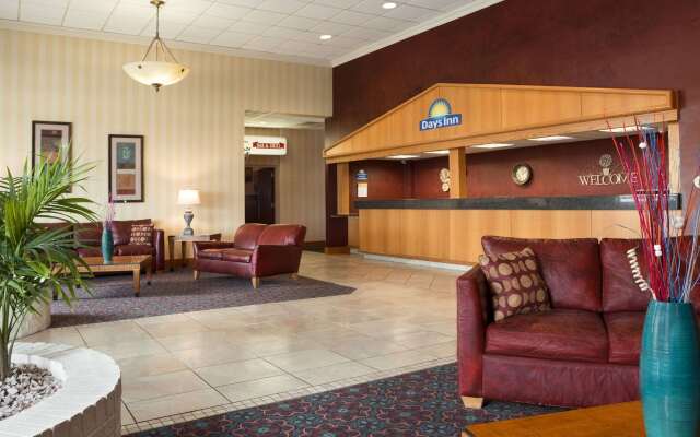 Days Inn by Wyndham Rock Falls