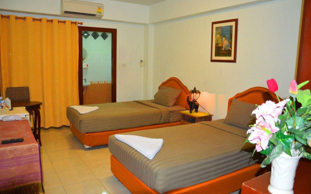 Silver Gold Garden Suvarnabhumi Airport Hotel