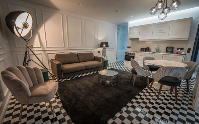 HOLM Boutique &Spa - IK Collection