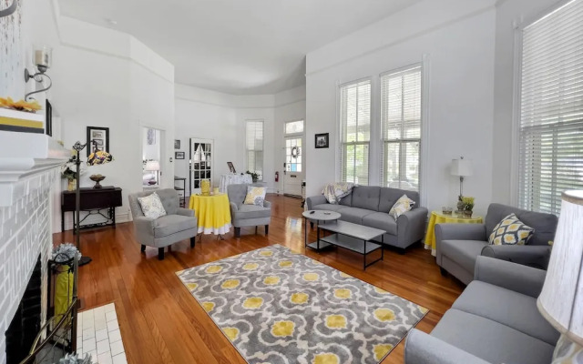Baker Street Bed and Breakfast