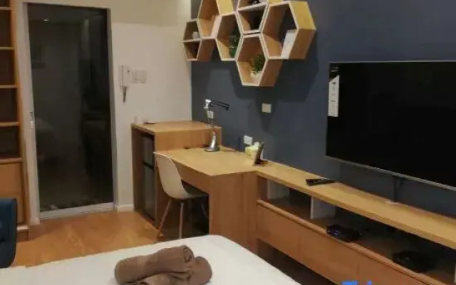 Modern Studio Condo - Shore near MOA 403