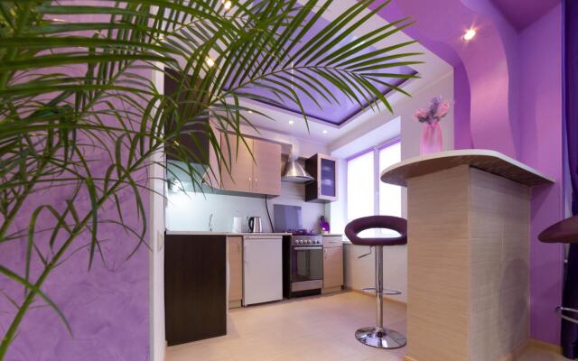 InnHome Apartments (ИннХоум) на улице Свободы 100