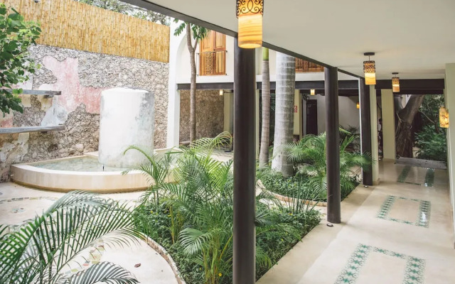 TreeHouse Boutique Hotel - Adults Only