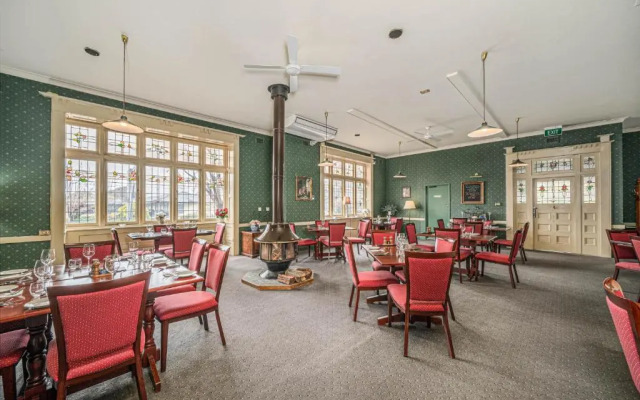 Best Western Cotswold Gardens